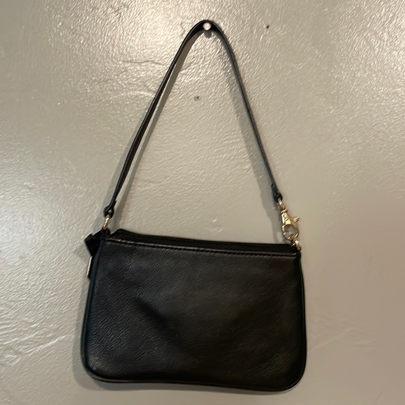 Black Michael Kors wristlet - Picture 3 of 6